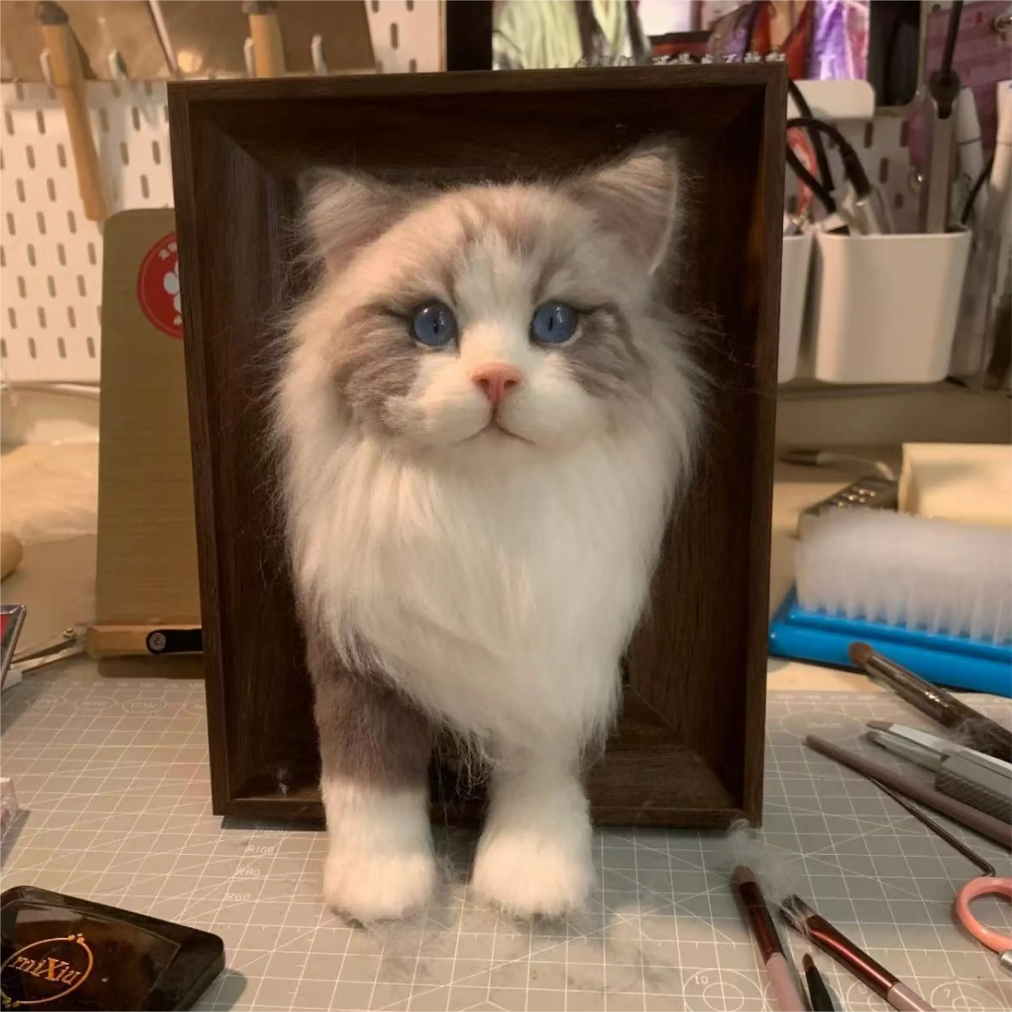 Framed custom cat portrait detail