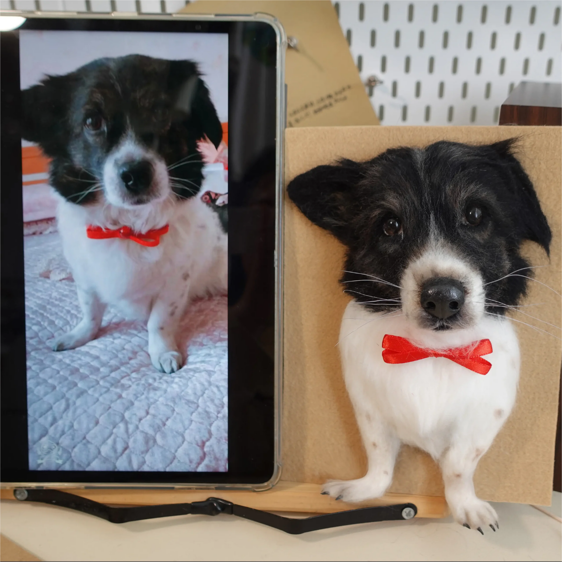 Framed custom dog portrait detail
